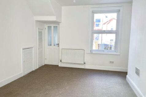 Newton Abbot photo 5