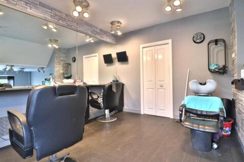 MAIN OPEN PLAN SHOP
