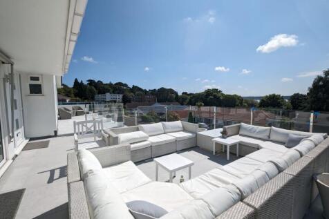 Large Sun Terrace
