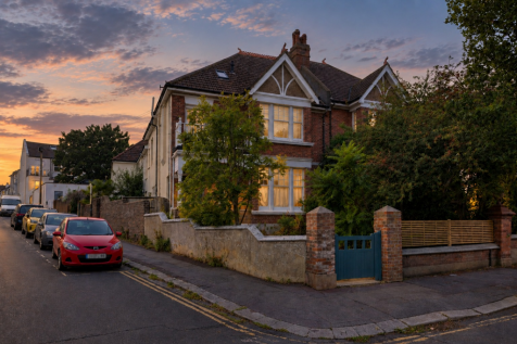 Property video thumbnail
