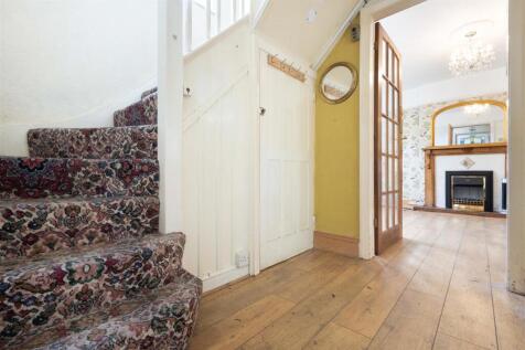 137 Stoney Lane 5.jpg