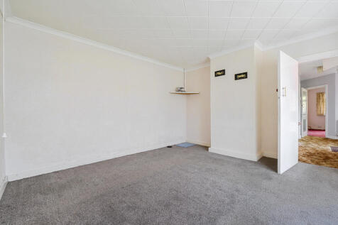 18-682363c43c878-...