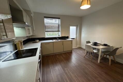 81 Barber Road, Crookesmoor, S10 photo 3