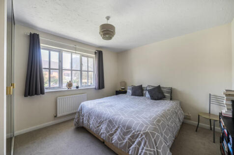 1347991-12-68bed5...