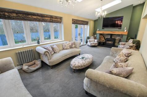 Sitting Room.jpg