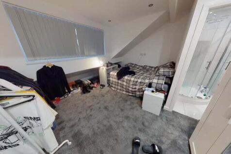 Richmond Avenue, Hyde Park, Leeds photo 5
