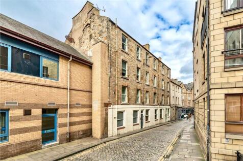 City Centre Flat Available Now
