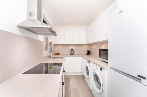 36 Stephenson Kitch.jpg