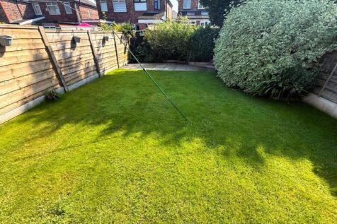 Rear Garden.3.jpeg