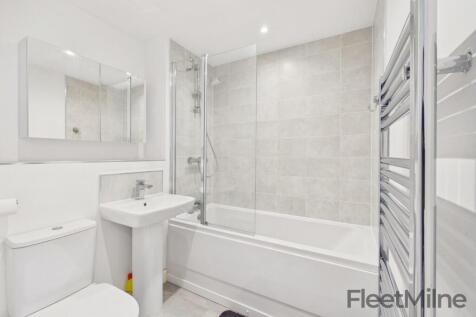 Main bathroom