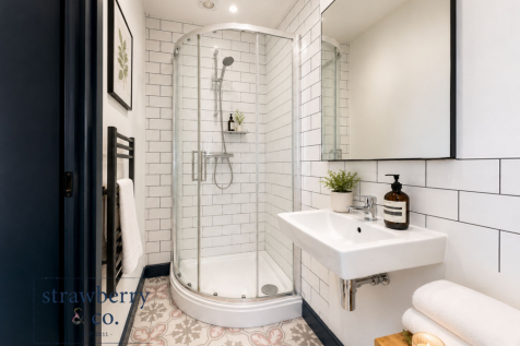 Room 3 Ensuite
