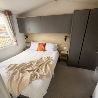 Atlas Chorus Main Bedroom At Belle Aire Holiday Pa