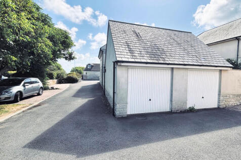 Double Garage