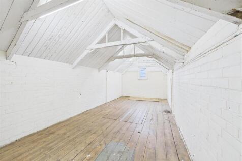 15 Eastover, Bridgwater, Somerset TA6 5AG | Freeho