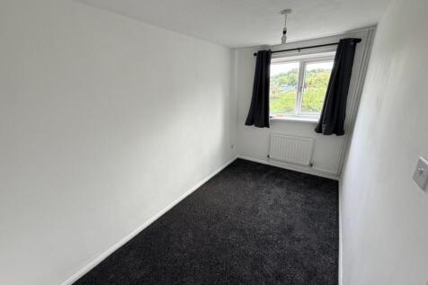 Sandymount Road, Wath Upon Dearne photo 4