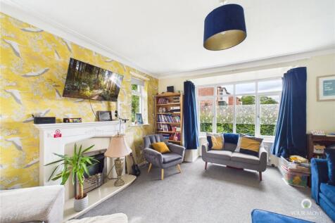 Living Room Pic 1
