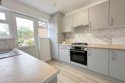 Lalleford Road, Luton, LU2 photo 3