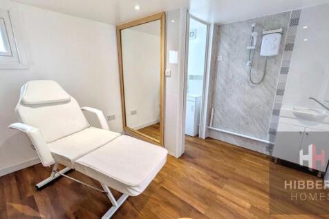 Outhouse / Studio