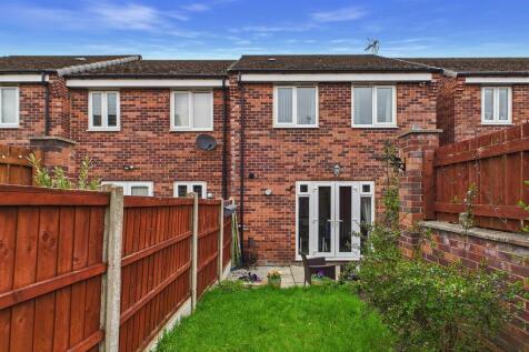 Chesterfield, S45 - property photo