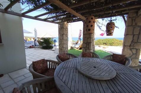 Spectacular 4 bedroom villa on the seafront in Tatlisu Image 9999