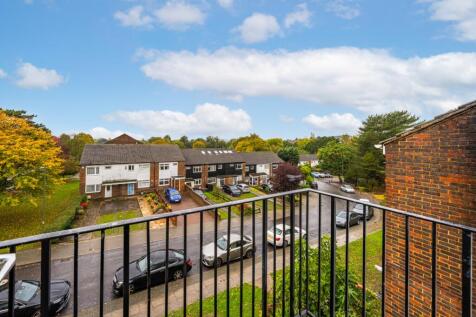 Holden Road, Woodside Park, London, London, N12 photo 4