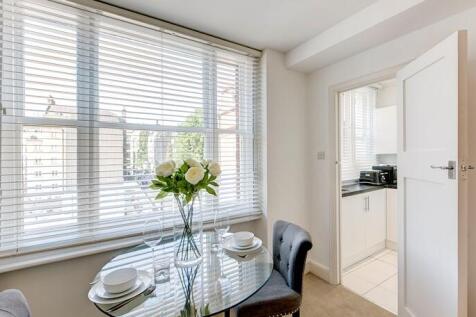 Dining Area - Studio