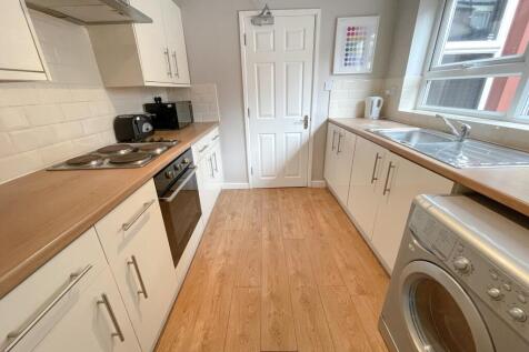 4-bed terraced on Albany Road, L7 8RG, , £628/mo