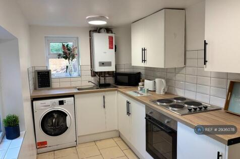 Newly Fitted Kitchen