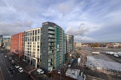 IMG-20251030-WA00...