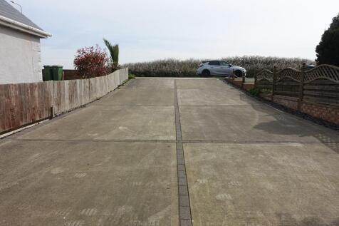 Parking for Cars, Camper Vans &amp; Boats