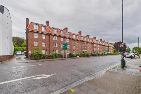 7 Hillsborough Flats, Hotwell Road, Bristol BS8 4S