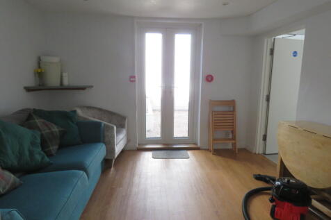 Victoria Road, Exeter photo 3