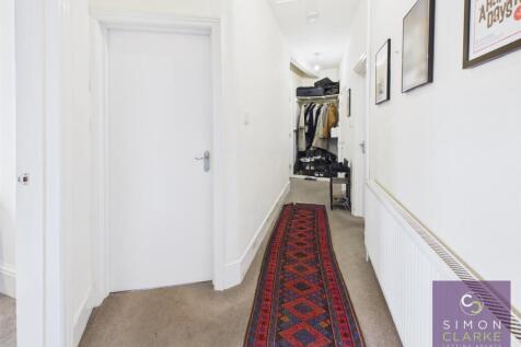 CAM05425G0-PR0128-STILL011.jpg
