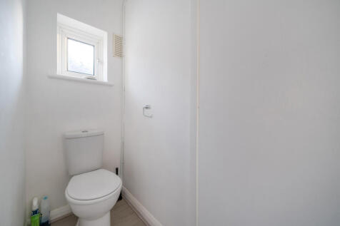 1393664-10-69457a...