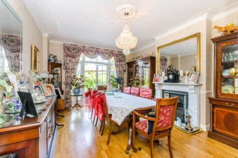 Click to visit Rightmove listing