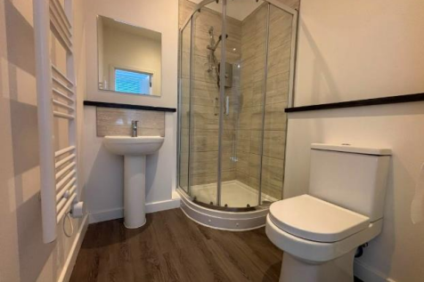 En-suite Bathroom
