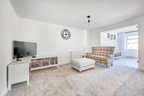 Large Open Plan Living Area