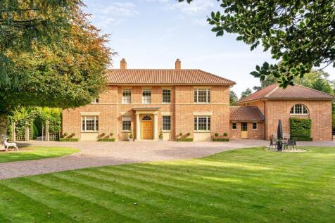 Welcome to Grange Court...
