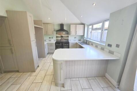 Barncroft Way, Havant, Hampshire, PO9 photo 5