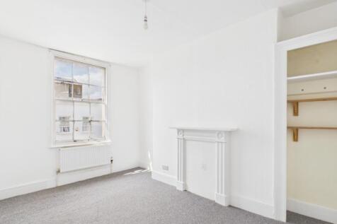 CAM01740G0-PR0572-STILL007