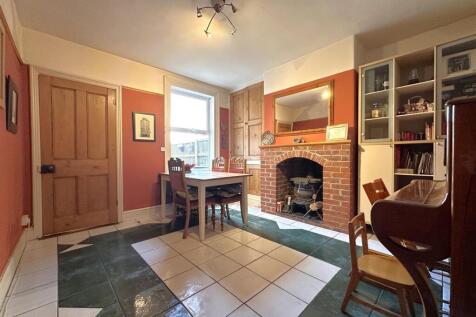Dining Room 704