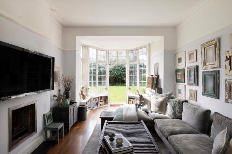 Flat 49, Beaufort Mansions6.jpg
