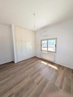Luxury 5 Bedroom Hou