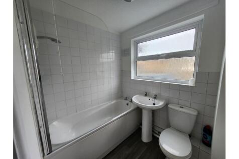 Lime Tree Close, Bridgwater, TA6 photo 5