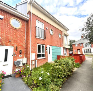 Preston, PR2 - property photo