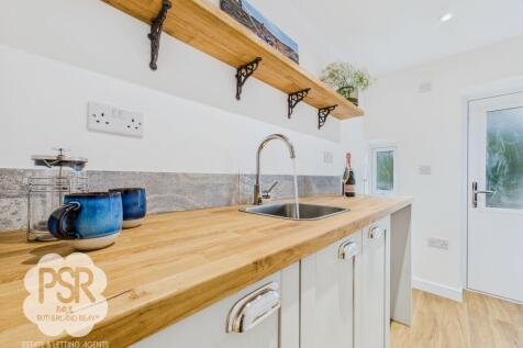 Lower Ground Floor Annexe Kitchenette