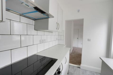 St. Leonards Road, Colchester photo 5