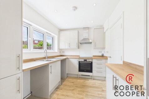 The Fairway, Ruislip, HA4 photo 4