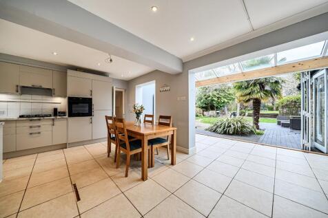 Kitchen/Family Room