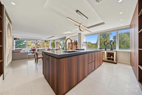 Open Kitchen